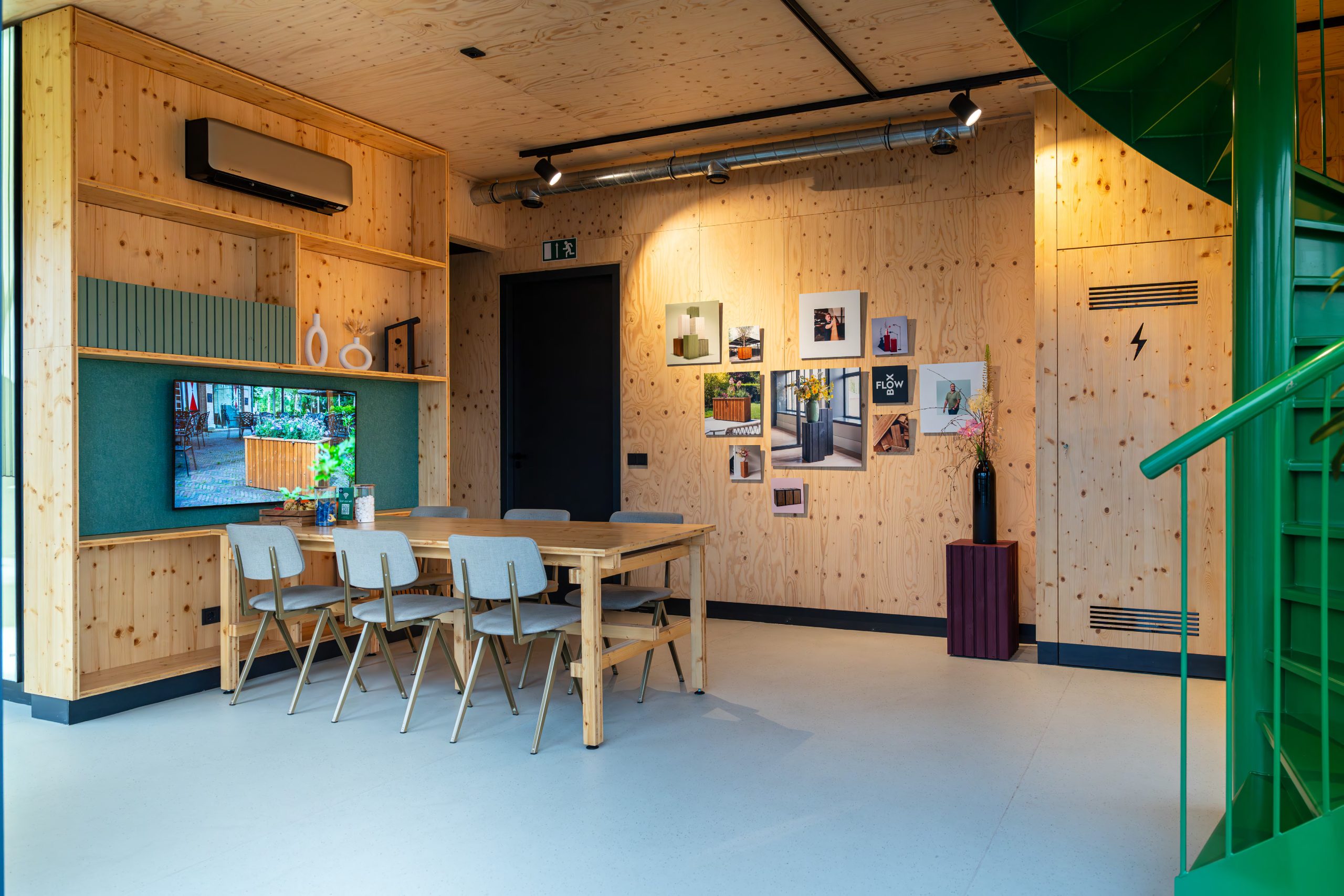 Foto's inrichting FlowBox 2025_Pagina_14